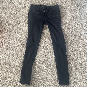 black american eagle jeans